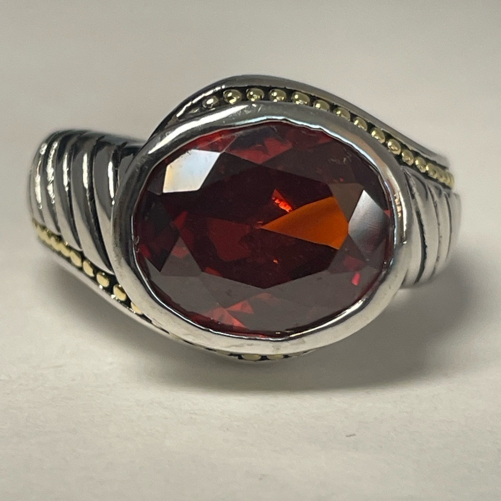 Garnet/dark orange colored rhinestone ring, silver and gold tone band Size 6.5 - Picture 2 of 8